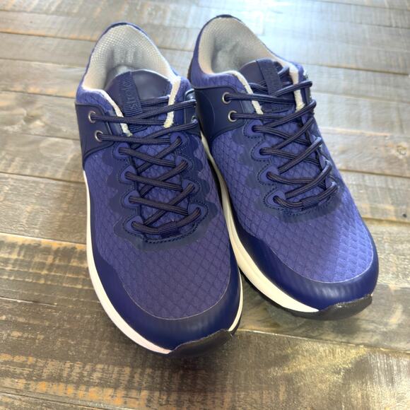Strole Brisky - Women's Blue Healthy Athleisure Supportive Shoe - Picture 1 of 9